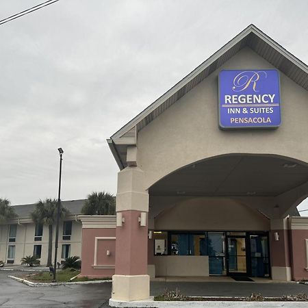 Regency Inn & Suites Пенсакола Экстерьер фото